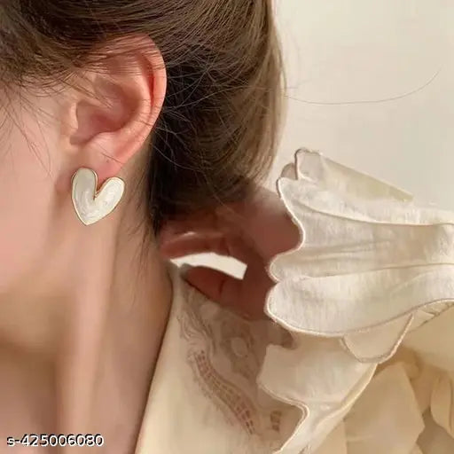 New Trending Cute Heart Shape Earrings For Women And girls