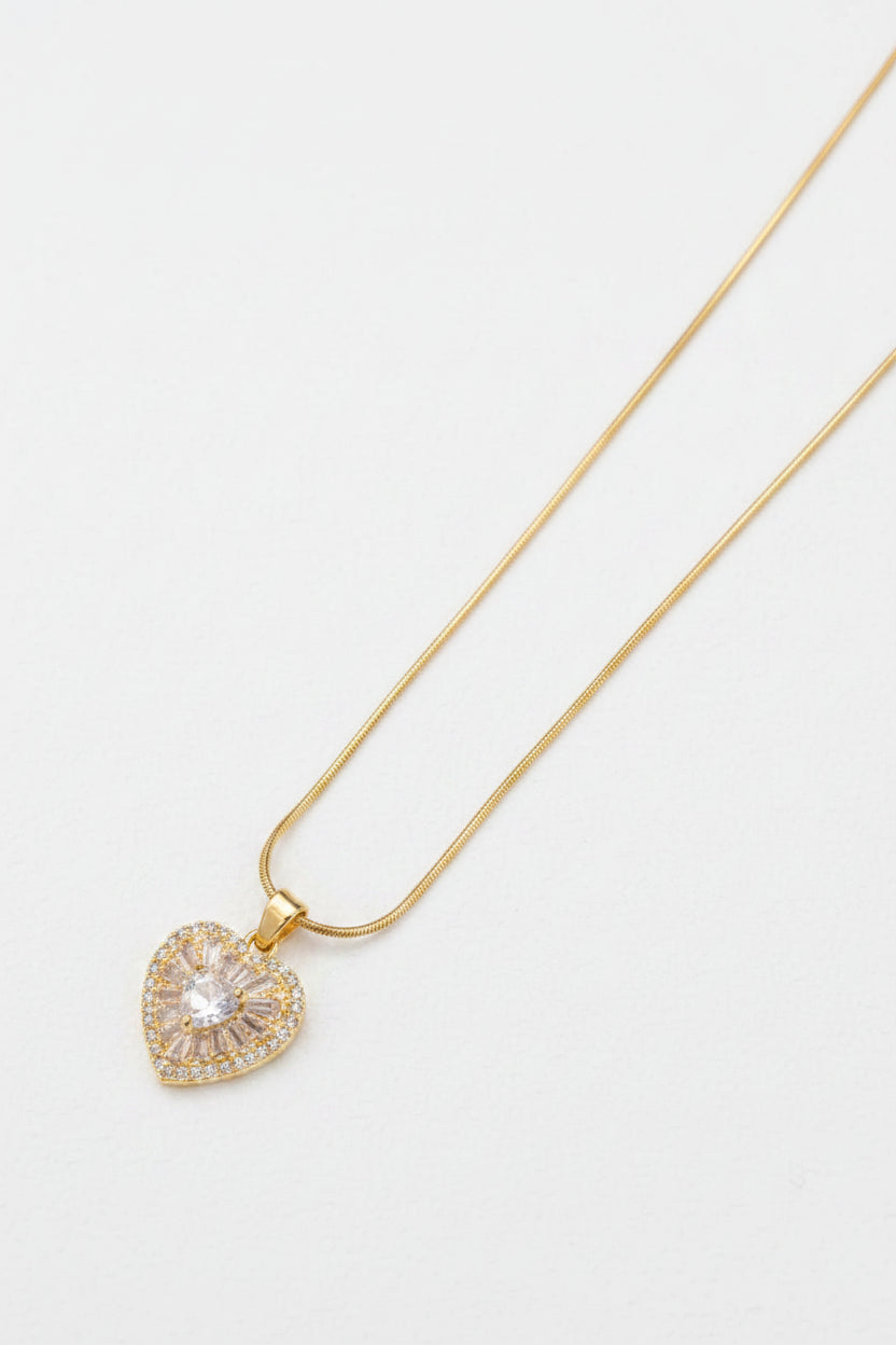 Boho Heart-Shaped Pendant - Emerald in Tarnish-Free Gold Vermeil | Long-Lasting Gold Pendant