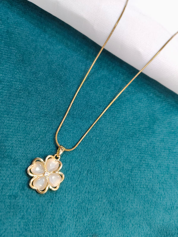 Minimalist Halo Pendant - Sapphire in Anti-Tarnish White Gold | Long-Lasting Gold Pendant