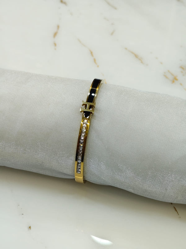 Opulent Tarnish-Free Silver Cuban Link Bracelet