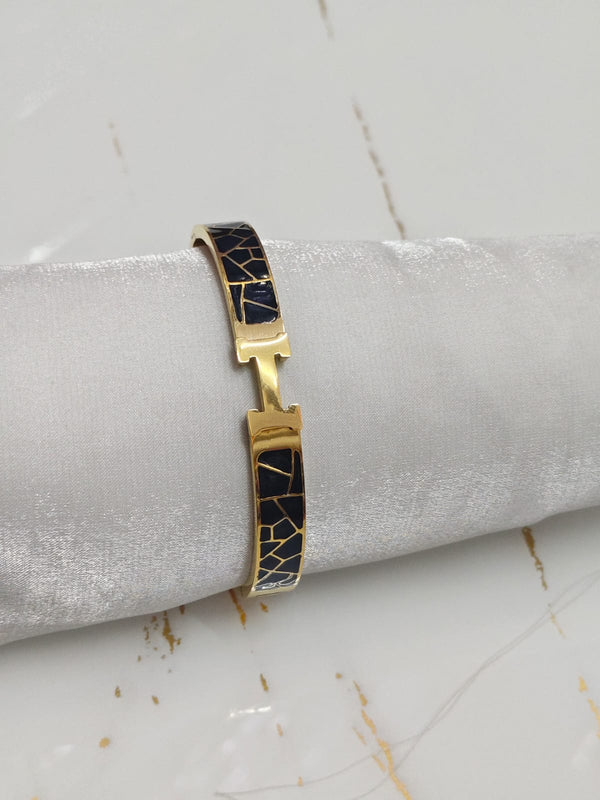 Opulent Non-Fading Matte Black Twisted Bracelet