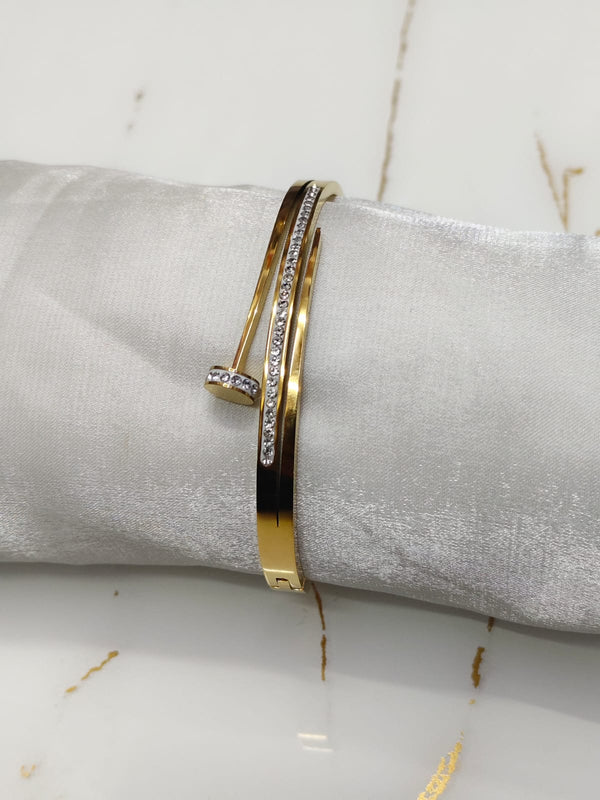 Petite Waterproof Figaro Bracelet