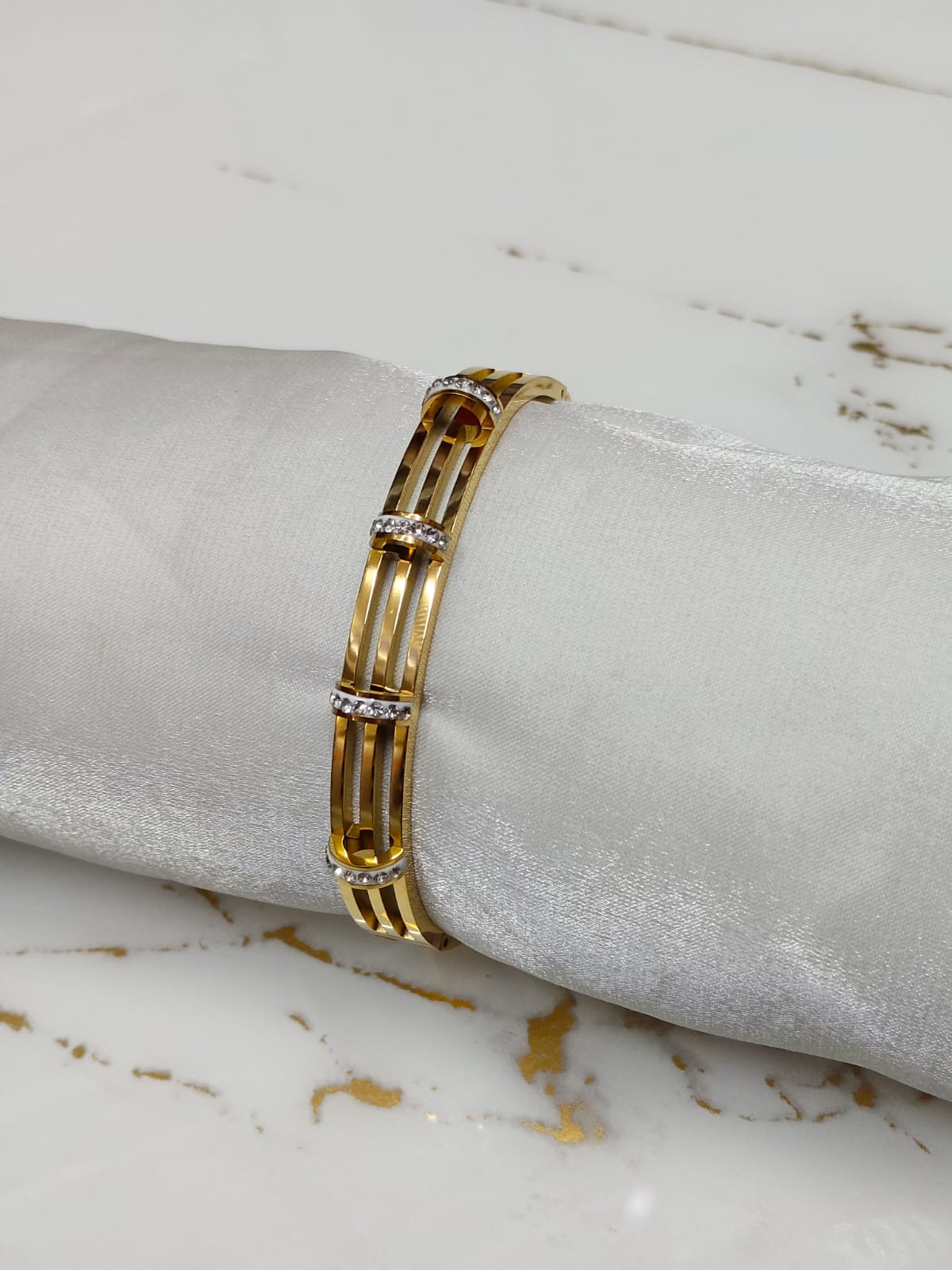 Chic Non-Fading Sterling Finish Bangle Bracelet