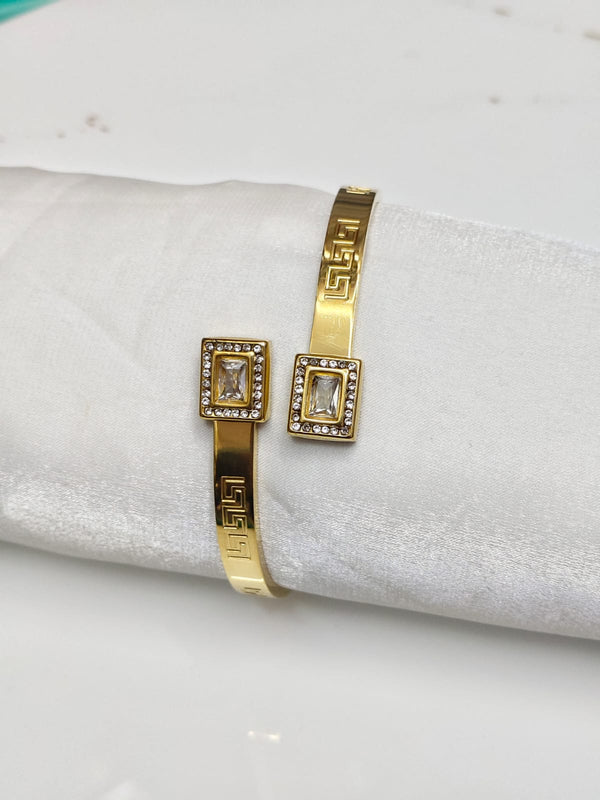 Sleek Tarnish-Free Sterling Finish Thread Bracelet