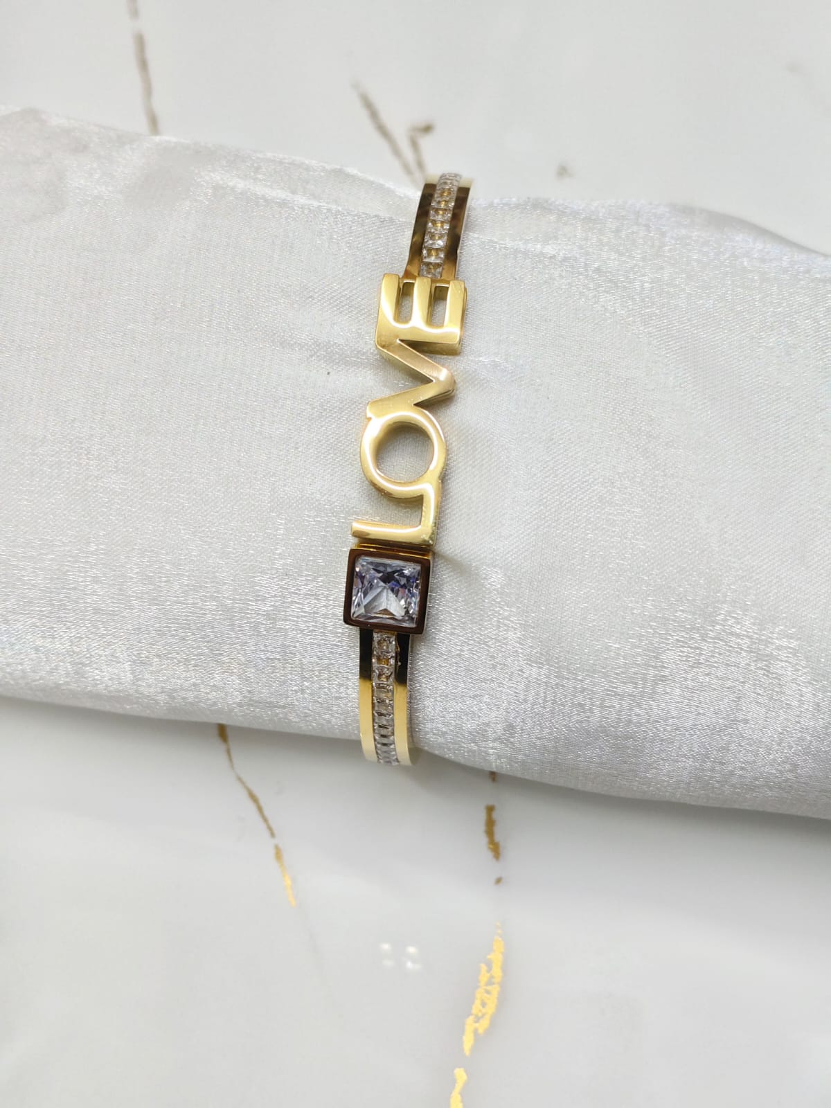 Bold Lifetime Love  Beaded Bracelet