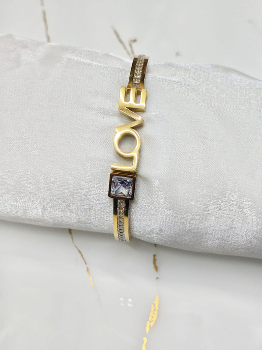 Bold Lifetime Love  Beaded Bracelet
