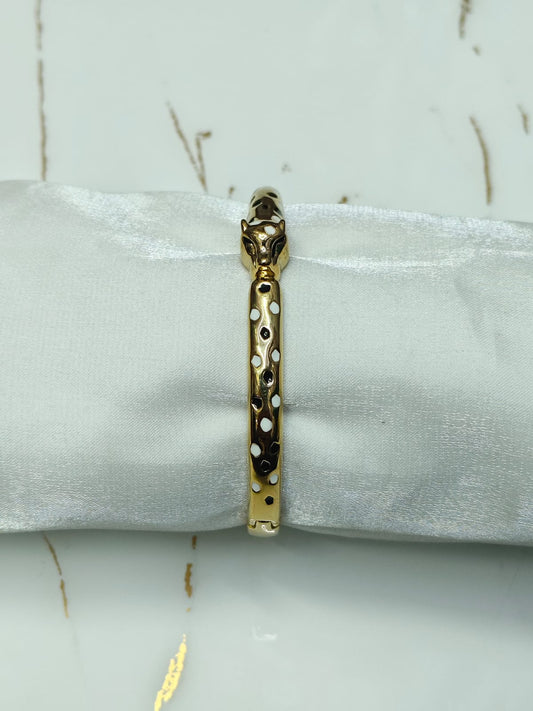 Bold Dotted Beaded Bracelet