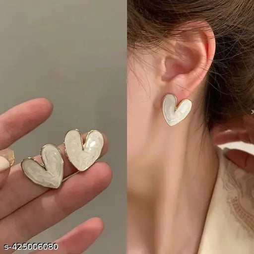New Trending Cute Heart Shape Earrings For Women And girls