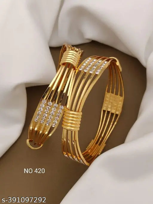Stylish gold and silver line Bangles