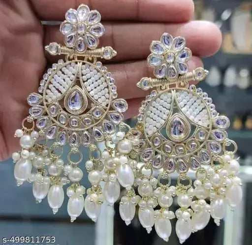 Earrings & Studs